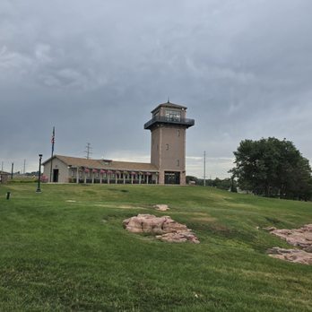 Falls Park - Parks Near Me - Sioux Falls, South Dakota Falls Park - Parks Near Me - Sioux Falls, South Dakota