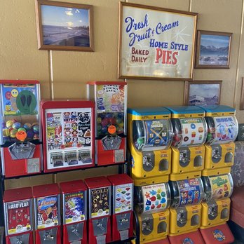 Chef's Coffee Shop - Diners Near Me - Arcadia, California