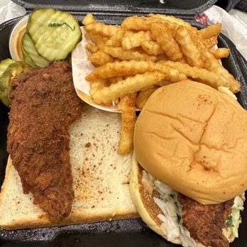 Dave's Hot Chicken - # 3 mild - Chicken Shop Near Me - Escondido, California Dave's Hot Chicken - # 3 mild - Chicken Shop Near Me - Escondido, California