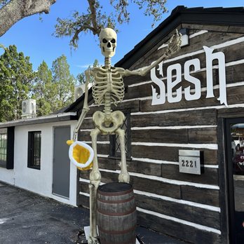 Sesh - Outside - Breweries Near Me - St. Petersburg, Florida