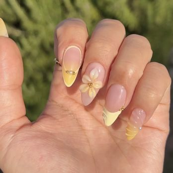 Sarang Nails & Beauty - Nail Salons Near Me - Toronto, Ontario Sarang Nails & Beauty - Nail Salons Near Me - Toronto, Ontario