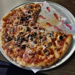 Ulysses' Restaurant and Lounge - Large deluxe pizza
