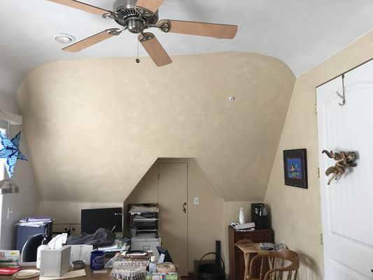 Drywall Repair - with 45 years’ experience in sheetrock hanging and finish work. Specializing in patchwork and drywall repair, this handyman knows what he's doing. Drywall has run in the family since the 1950s Servicing Tucson and Surrounding Areas Drywall Repair - with 45 years’ experience in sheetrock hanging and finish work. Specializing in patchwork and drywall repair, this handyman knows what he's doing. Drywall has run in the family since the 1950s Servicing Tucson and Surrounding Areas
