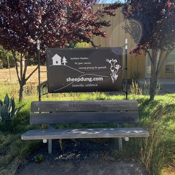 Boonville Downtown - Sheep dung estates benches - Vacation Rentals Near Me - Boonville, California Boonville Downtown - Sheep dung estates benches - Vacation Rentals Near Me - Boonville, California