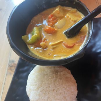 It's Thai Casual Dining - Yellow Curry - Thai Near Me - Los Angeles, California