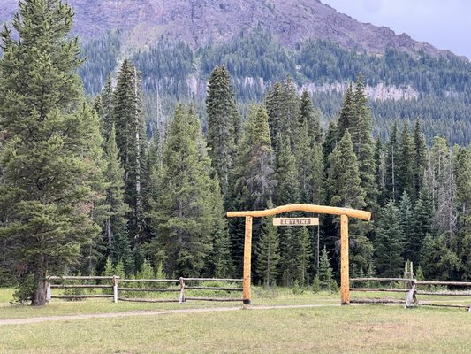 Skyline Guest Ranch & Guide Service by null