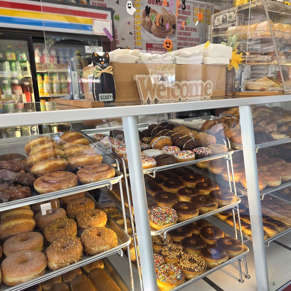 Angel Doughnuts - Donut gallery - Donuts Near Me - Fillmore, California