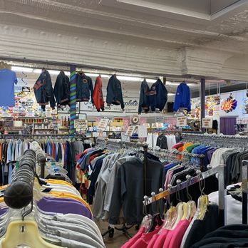 Strange Cargo - Interior - Screen Printing/T-Shirt Printing Near Me - Chicago, Illinois
