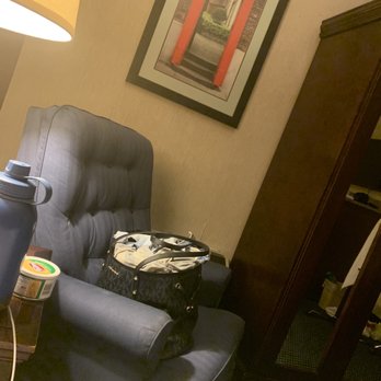 Quality Inn Schaumburg - Chicago - Outdated didint work chair - Hotels Near Me - Schaumburg, Illinois Quality Inn Schaumburg - Chicago - Outdated didint work chair - Hotels Near Me - Schaumburg, Illinois