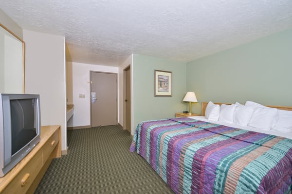 Red Ledges Inn by null