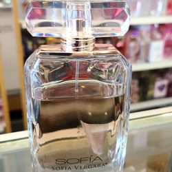 Perfumania - $50 sofia eau de parfum bogo1/2 off Perfumania Pleasant prairie outlets Sun 9.10.23