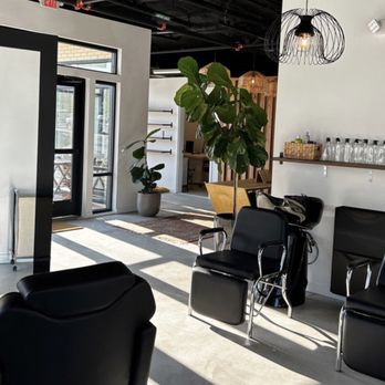 The 1994 - Salon - Hair Salons Near Me - Seattle, Washington The 1994 - Salon - Hair Salons Near Me - Seattle, Washington