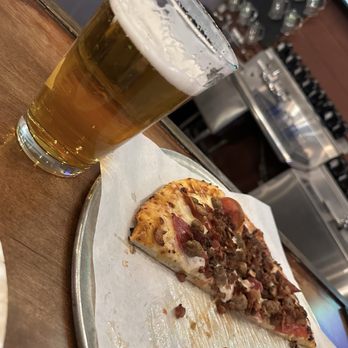 Hand-Brewed Beer - Breweries Near Me - Los Angeles, California
