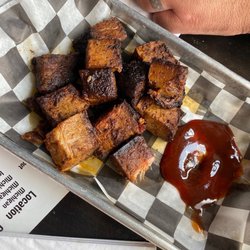 Jayell Smoke House - Burnt ends