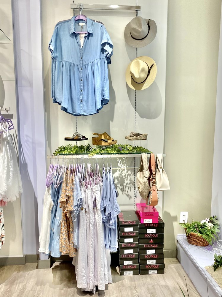 ANTEBELLUM LACE BOUTIQUE Updated October 2024 2000 Coastal Grand Cir, Myrtle Beach, South