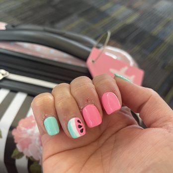 Sepulveda Nails Spa - See all the cuts around my nails? - Nail Salons Near Me - Mission Hills, California Sepulveda Nails Spa - See all the cuts around my nails? - Nail Salons Near Me - Mission Hills, California