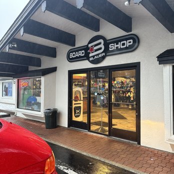 Blauer Ski & Board - Outside - Outdoor Gear Near Me - Running Springs, California Blauer Ski & Board - Outside - Outdoor Gear Near Me - Running Springs, California