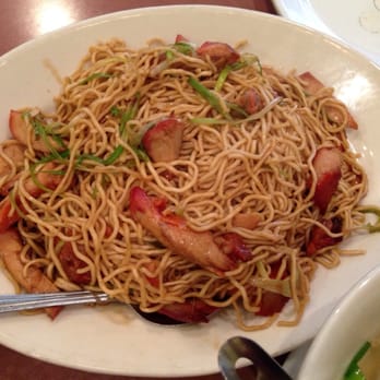 Kau Kau Barbeque - Lao mien with BBQ pork .. Not bad at all, pretty tasty! - Barbeque Near Me - Seattle, Washington Kau Kau Barbeque - Lao mien with BBQ pork .. Not bad at all, pretty tasty! - Barbeque Near Me - Seattle, Washington