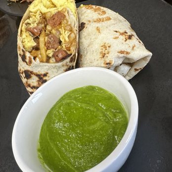 Oli's Kitchen - Breakfast burrito - Breakfast & Brunch Near Me - Honolulu, Hawaii Oli's Kitchen - Breakfast burrito - Breakfast & Brunch Near Me - Honolulu, Hawaii