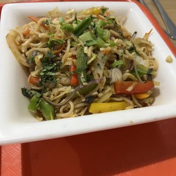 Neehee's - VEG HAKKA NOODLES - Indian Near Me - Canton, Michigan