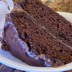 Dove's Barbecue - Chocolate cake