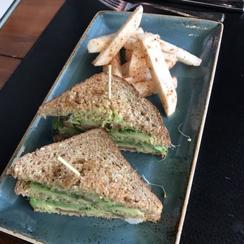 Avalon Grille - Avocado ado Triple Decker Sandwhich - New American Near Me - Avalon, California