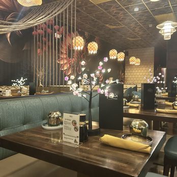 Katana Cocina Nikkei - Interior seating - Japanese Near Me - Weston, Florida