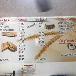Panaderia El Delfin Dorado