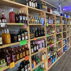 Blu Liquor