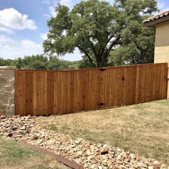 Shelton's Outback Fence - Fences & Gates Near Me - New Braunfels, Texas