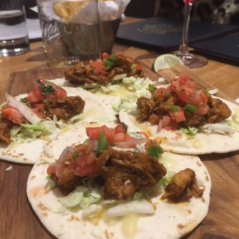 Earls Kitchen + Bar - New American Near Me - McLean, Virginia