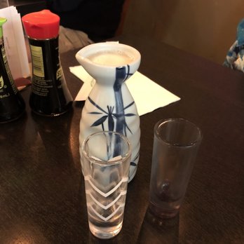 Mojos Sushi - Pearl Sake - Sushi Bars Near Me - Portland, Oregon Mojos Sushi - Pearl Sake - Sushi Bars Near Me - Portland, Oregon