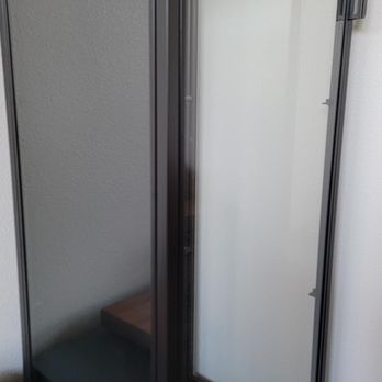 Uplift Movers - missing shelves from our ikea display case. we have no idea where two glass shelves went. they weren't in the case. - Movers Near Me - Seattle, Washington