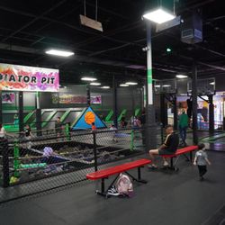 Flip N' Fun Center - Trampoline Park
