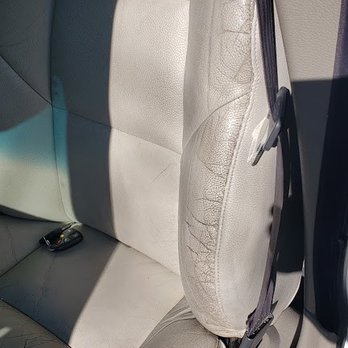 Dan Divitt Enterprises - 2002 Volvo V70 leather seat AFTER (seam repair) - Furniture Reupholstery Near Me Dan Divitt Enterprises - 2002 Volvo V70 leather seat AFTER (seam repair) - Furniture Reupholstery Near Me