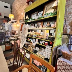 Amanda's Bakery & Bistro