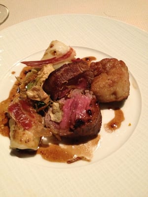 Maison Boulud by null