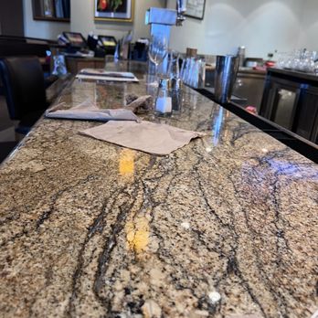 California Pizza Kitchen - No one has clean this bar counter - Pizza Near Me - Bridgewater, New Jersey California Pizza Kitchen - No one has clean this bar counter - Pizza Near Me - Bridgewater, New Jersey