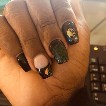 Devine Nailspa - Nail Salons Near Me - Plano, Texas