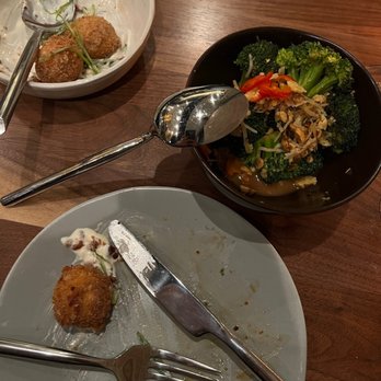 The Tasting Room at Chicago Winery - Potato croquettes and broccoli - Wine Bars Near Me - Chicago, Illinois