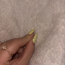 Victory Nails