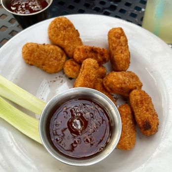 Pizza Lucé - Lady bird nuggets - Pizza Near Me - Richfield, Minnesota Pizza Lucé - Lady bird nuggets - Pizza Near Me - Richfield, Minnesota
