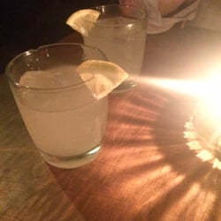 Roberta Restobar