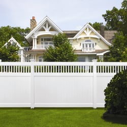 Rhino Fence Company - Lattice Top Vinyl Fence