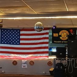 Slingers Bar - Dance Floor between most Pool Tables.