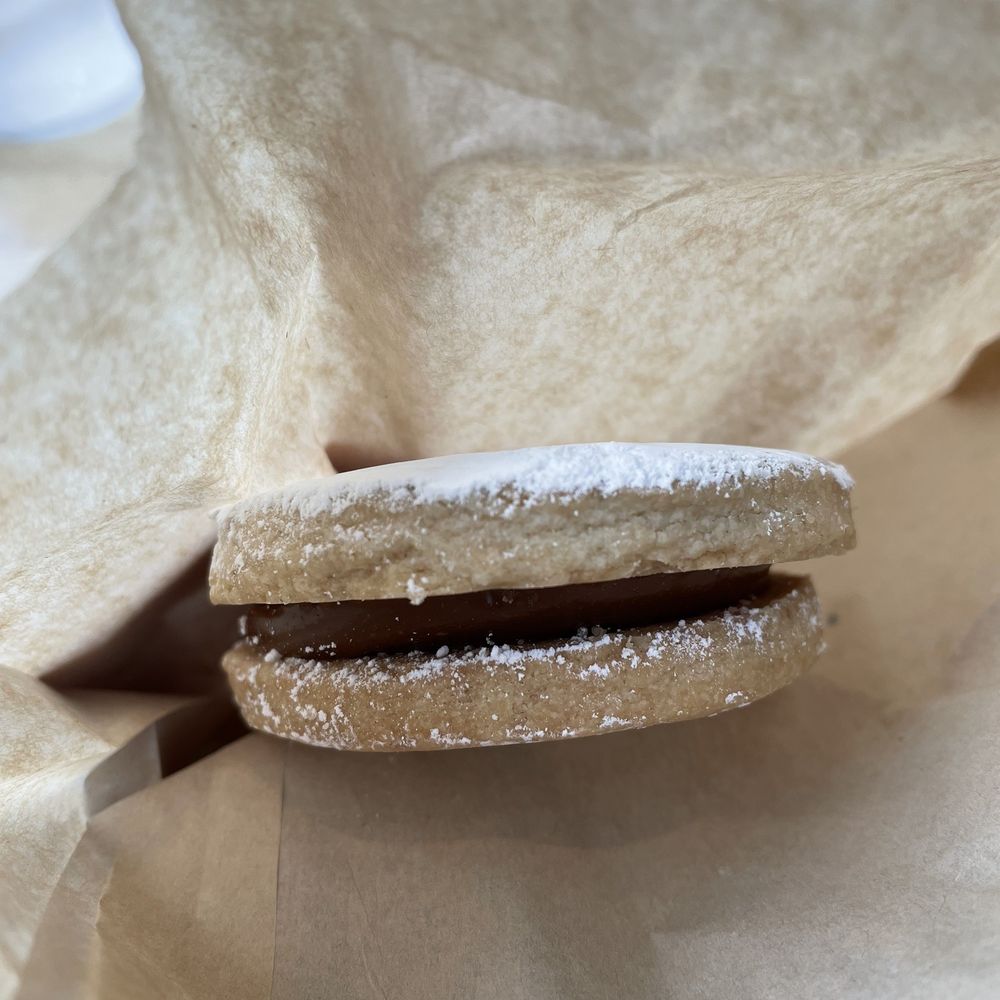 Libélula Bakery and Kitchen - Alfajores - Dominican Near Me - Montclair, New Jersey Libélula Bakery and Kitchen - Alfajores - Dominican Near Me - Montclair, New Jersey