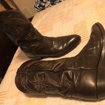 Tualatin Shoe Repair - Shoe Repair Near Me - Tualatin, Oregon Tualatin Shoe Repair - Shoe Repair Near Me - Tualatin, Oregon