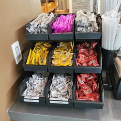 Char Burger & Creamery - Condiments and utensils