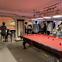 Lucky Shot Billiards