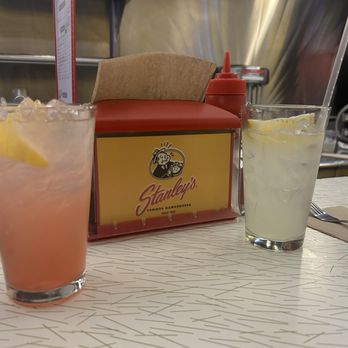 Stanley's Restaurant - Strawberry lemonade and regular lemonade - Seafood Near Me - Central Falls, Rhode Island
